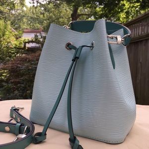 Louis Vuitton Neonoe BB Seaside Epi